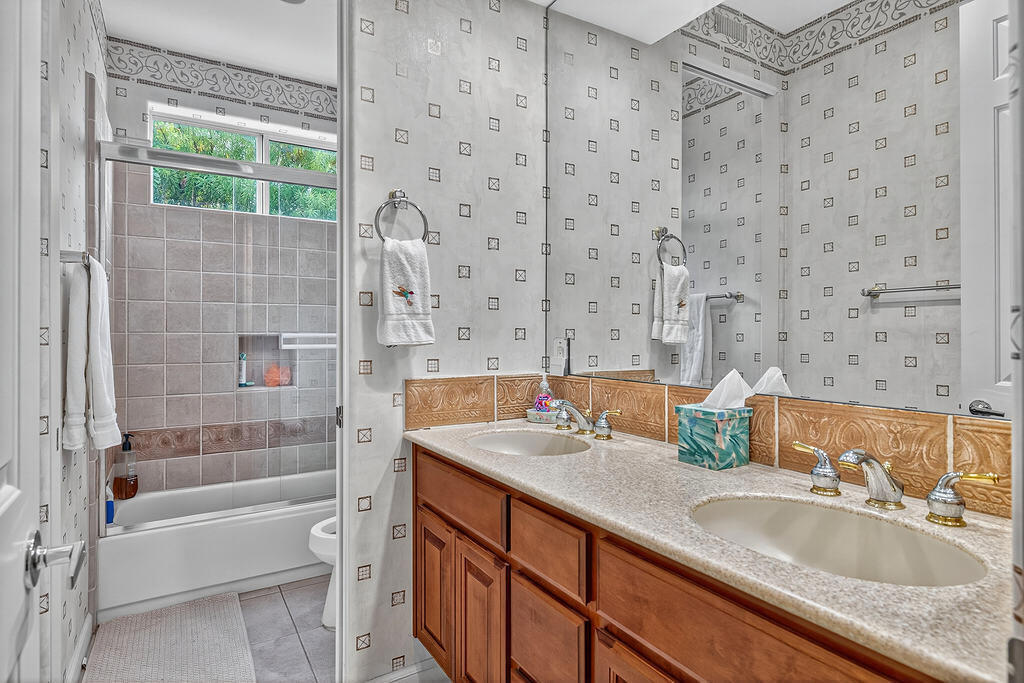 4 Milano Circle Property Photo 21