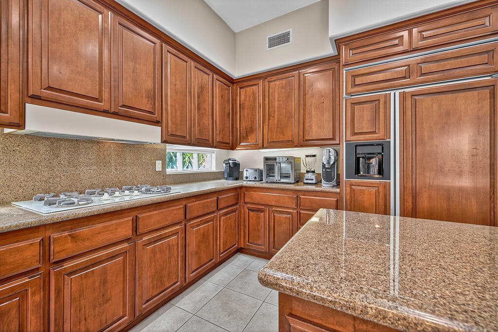 4 Milano Circle Property Photo 22