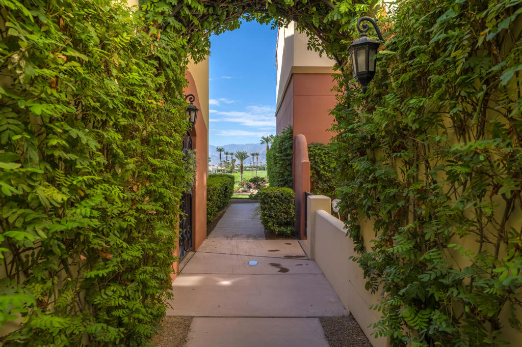 80287 Via Tesoro Property Photo 53