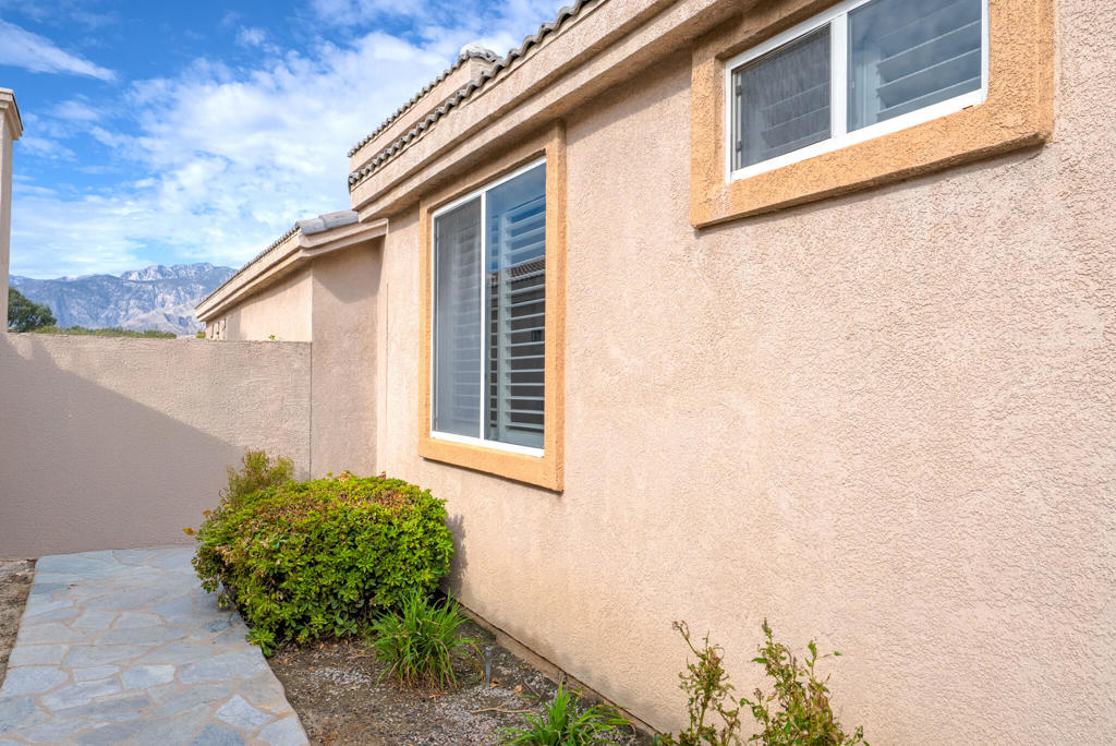 29581 W Laguna Drive Property Photo 3