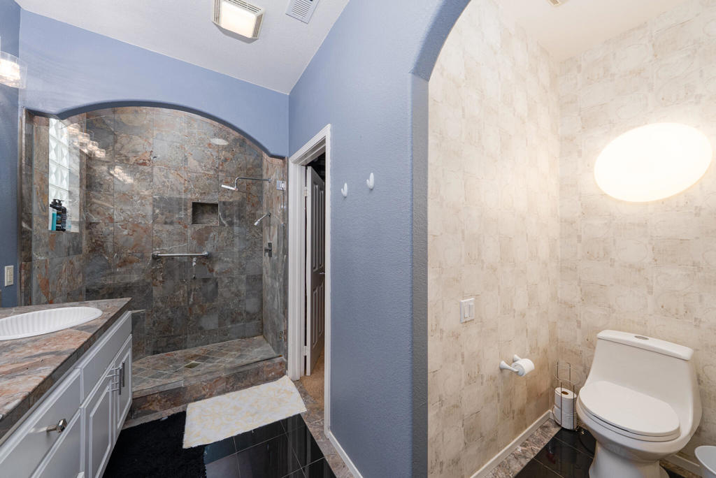 29581 W Laguna Drive Property Photo 17