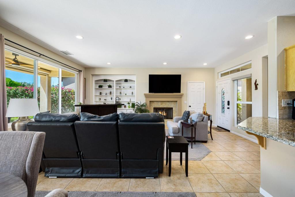 60661 Juniper Lane Property Photo 12