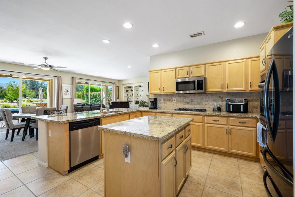 60661 Juniper Lane Property Photo 16