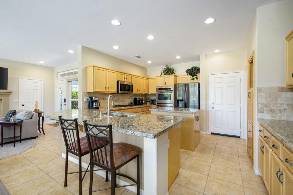 60661 Juniper Lane Property Photo 17