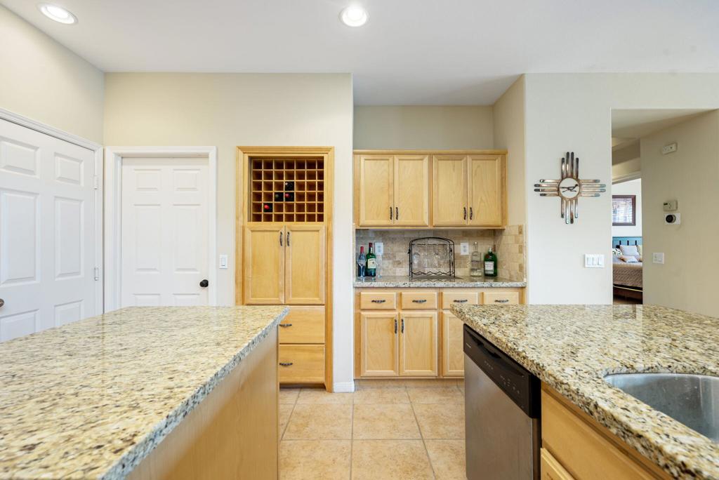 60661 Juniper Lane Property Photo 21