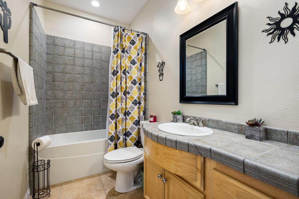 60661 Juniper Lane Property Photo 32