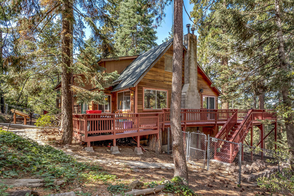 52680 Pine Ridge Road Property Photo 7