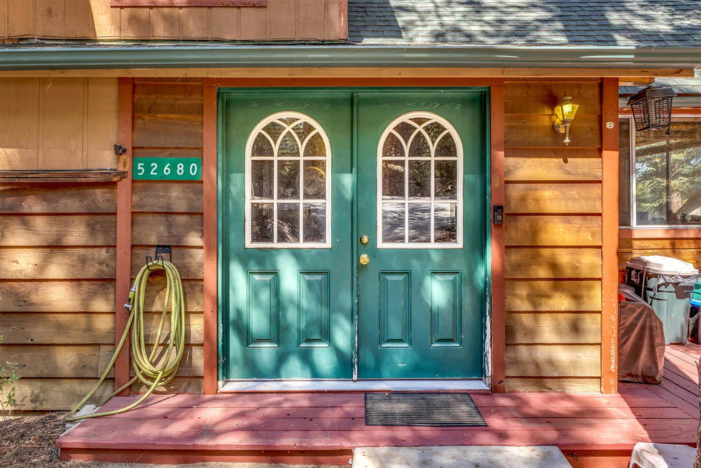 52680 Pine Ridge Road Property Photo 12