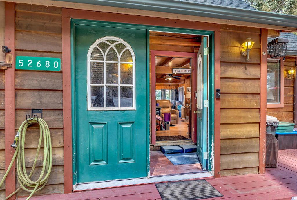 52680 Pine Ridge Road Property Photo 13