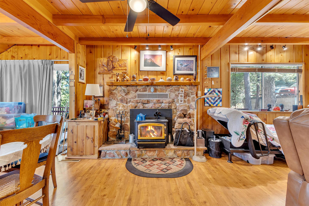 52680 Pine Ridge Road Property Photo 18