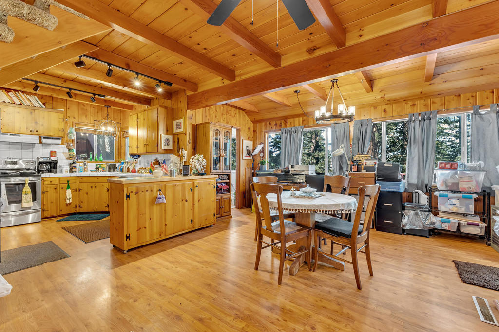 52680 Pine Ridge Road Property Photo 19