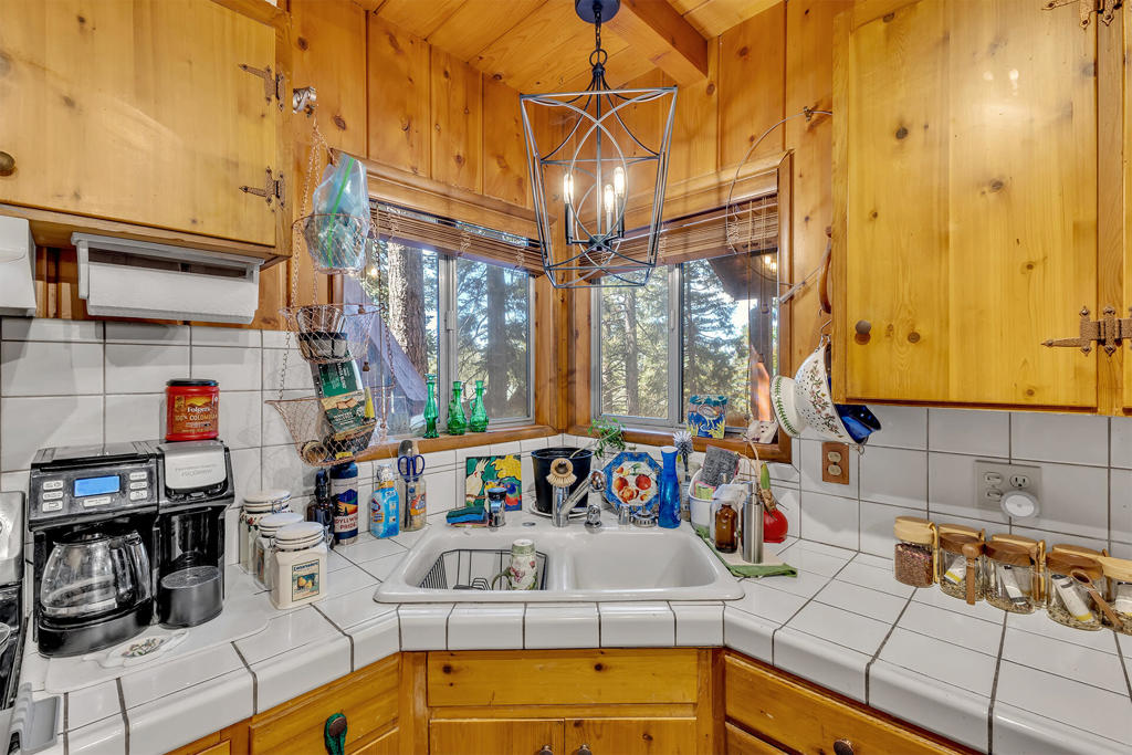 52680 Pine Ridge Road Property Photo 26
