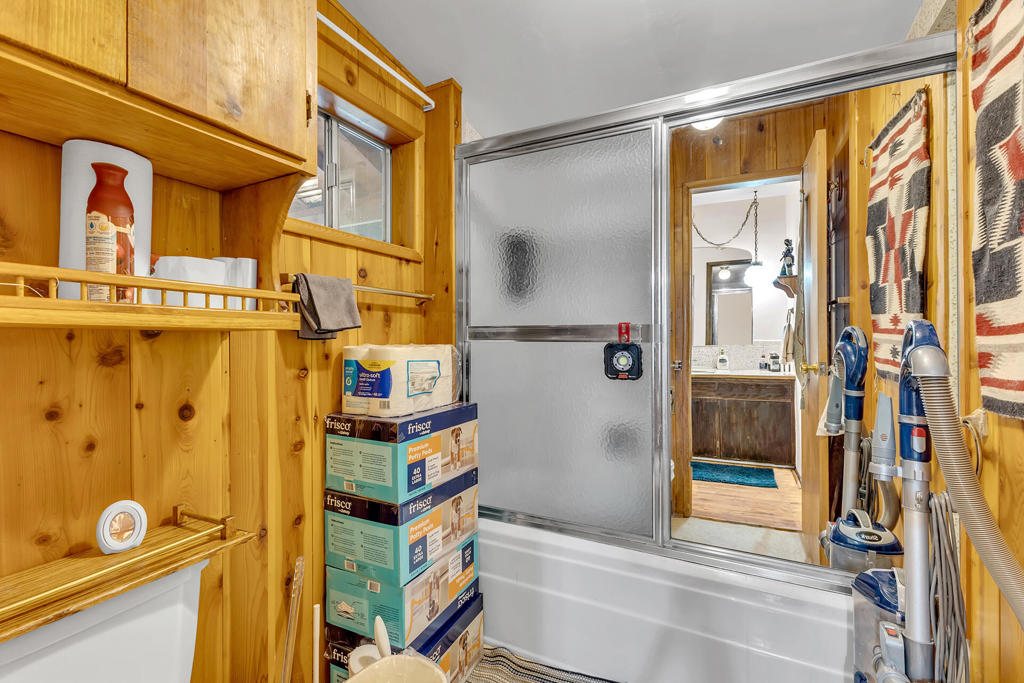 52680 Pine Ridge Road Property Photo 31
