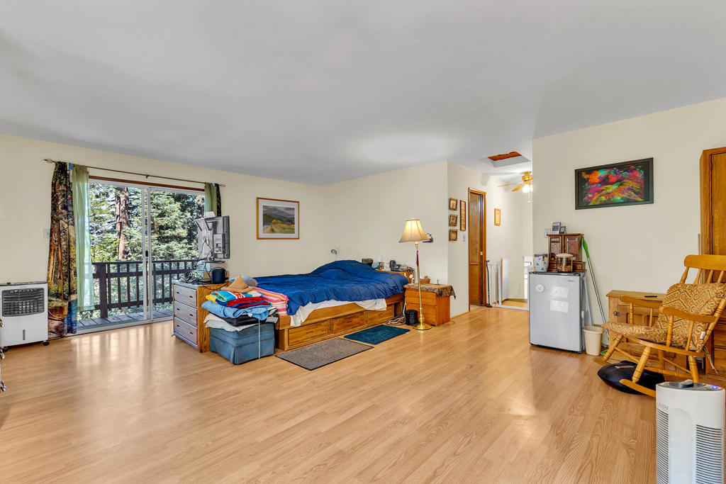 52680 Pine Ridge Road Property Photo 38