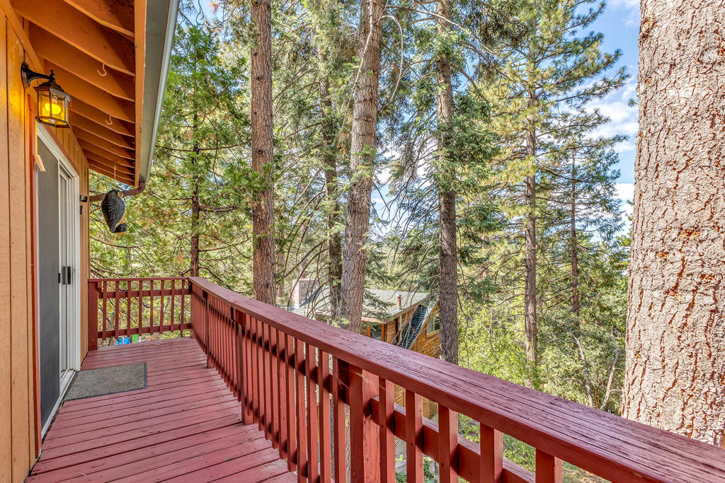52680 Pine Ridge Road Property Photo 41