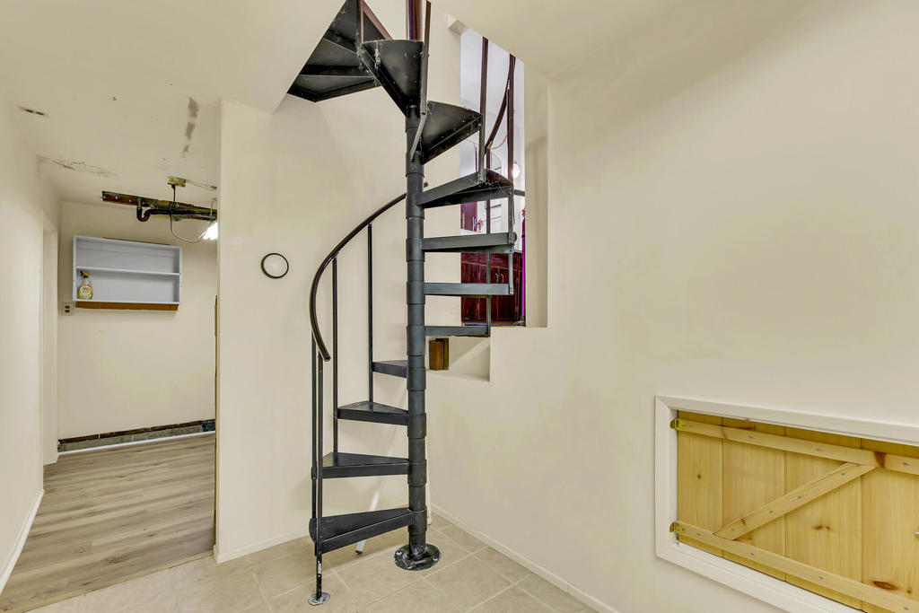 52680 Pine Ridge Road Property Photo 43