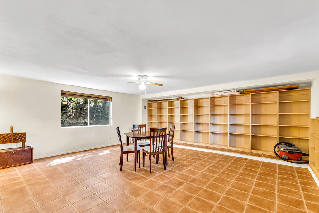 52680 Pine Ridge Road Property Photo 45