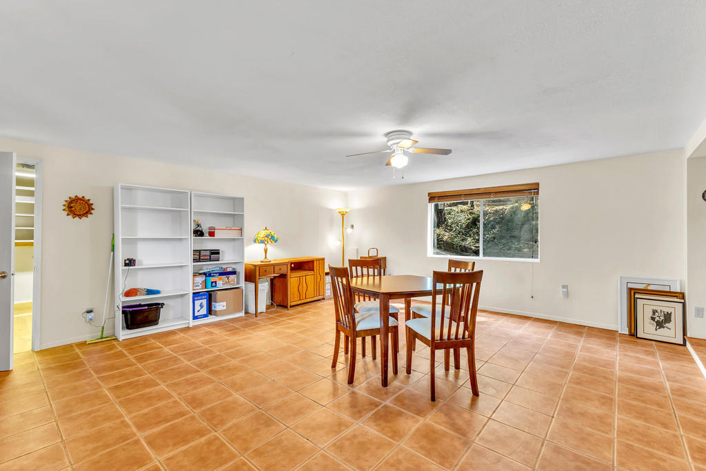 52680 Pine Ridge Road Property Photo 48