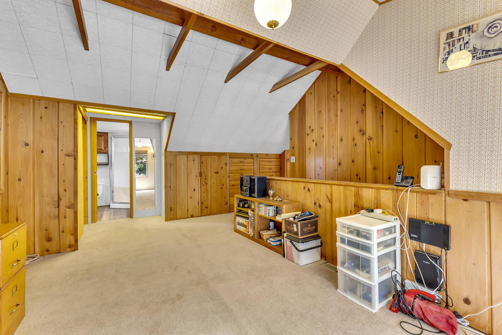 52680 Pine Ridge Road Property Photo 53