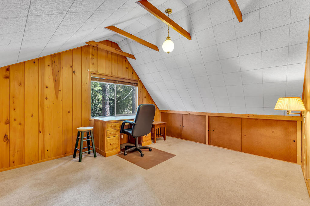 52680 Pine Ridge Road Property Photo 57