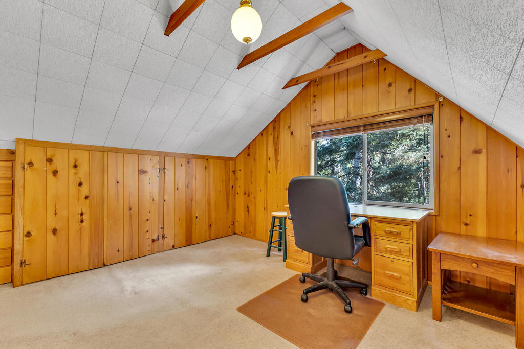 52680 Pine Ridge Road Property Photo 58