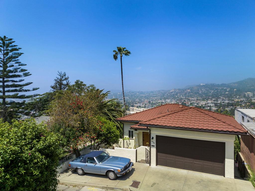 2133 Mayview Drive Property Photo 1