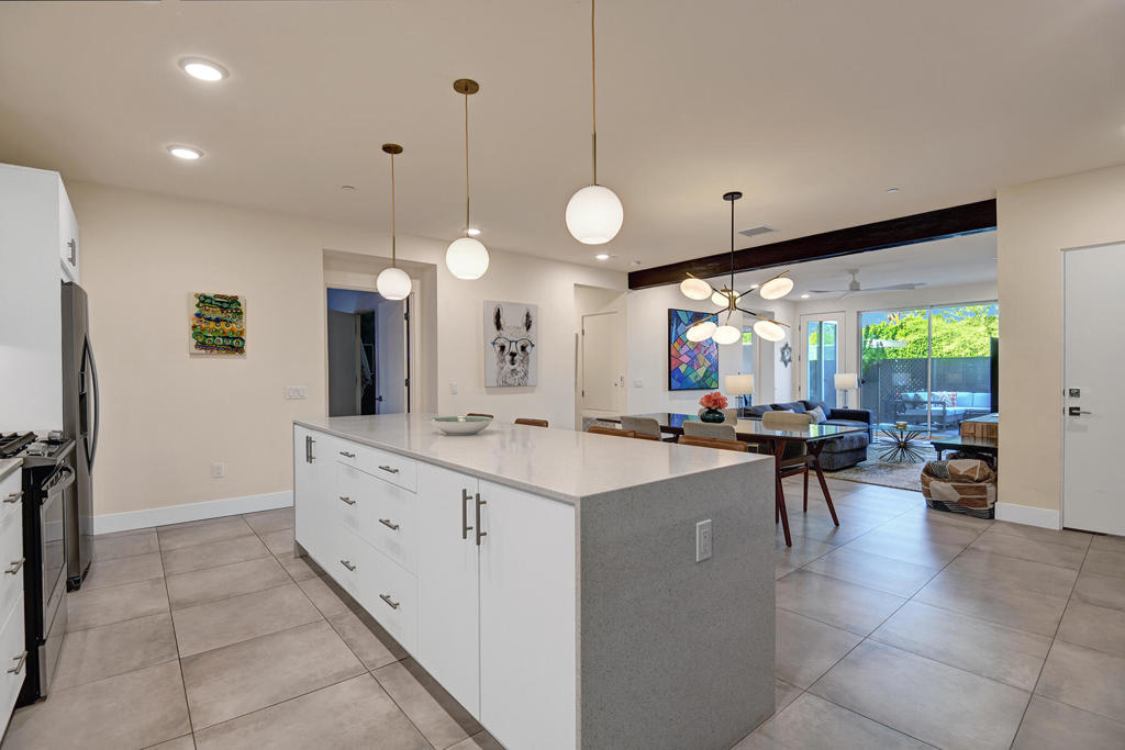 179 The Riv Property Photo 8