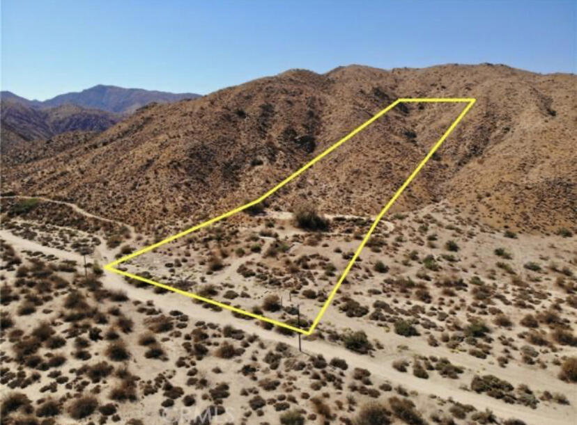 52073 Canyon Rd Road Property Photo 3