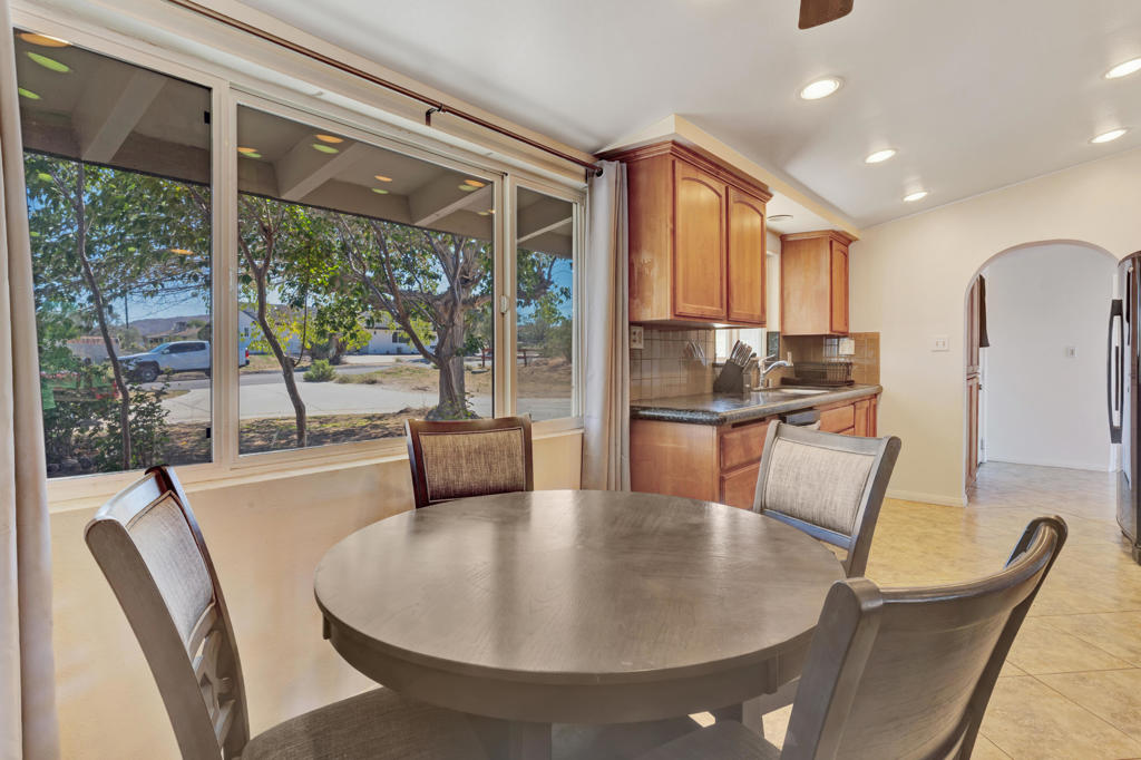 7504 Balsa Avenue Property Photo 2