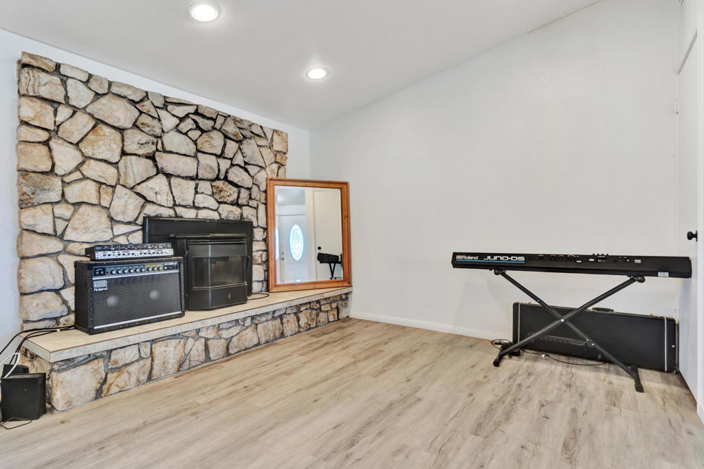 7504 Balsa Avenue Property Photo 10