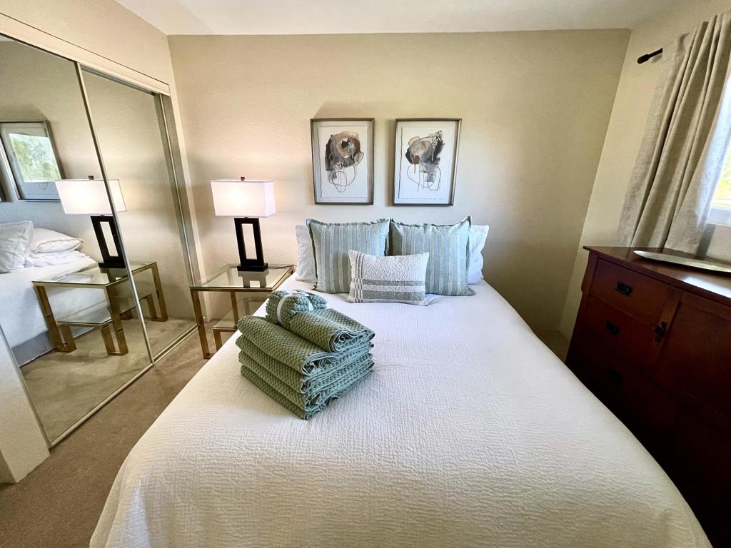 2822 N Auburn Court 210 Property Photo 14