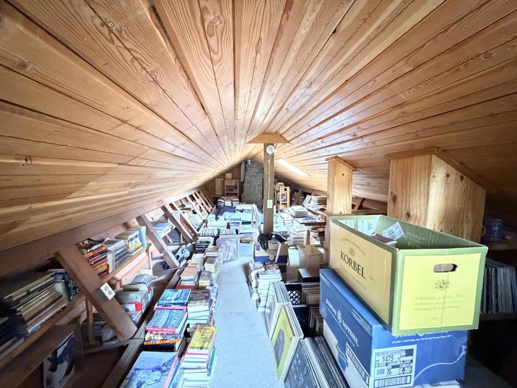54227 Pine Crest Property Photo 16