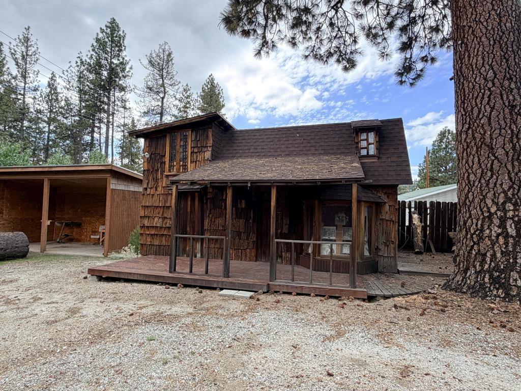 54227 Pine Crest Property Photo 18