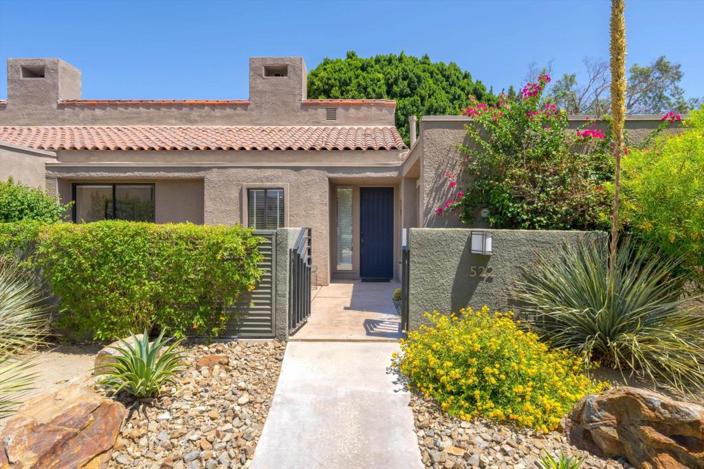 522 Desert West Drive Property Photo 1