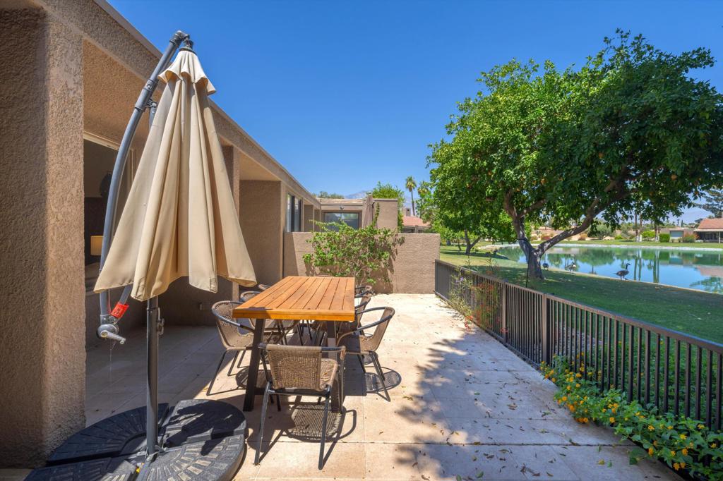 522 Desert West Drive Property Photo 12