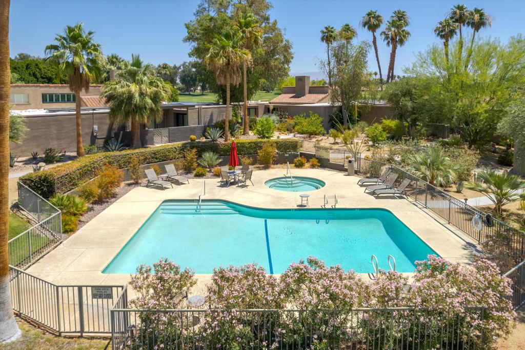 522 Desert West Drive Property Photo 37