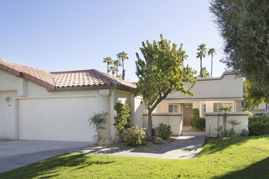 796 Montana Vista Drive Property Photo 2