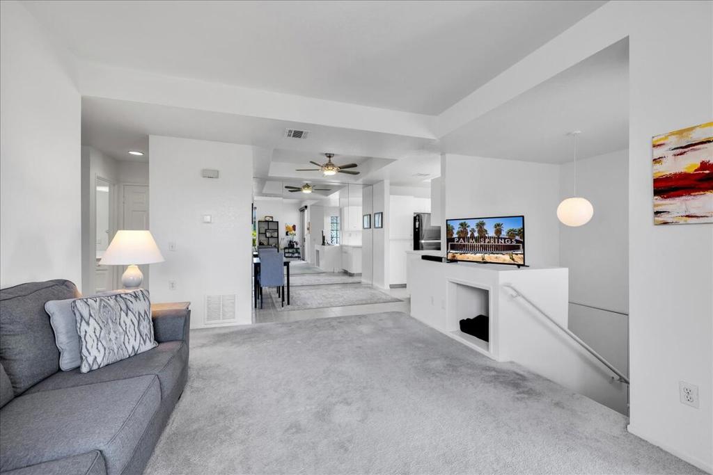 401 S El Cielo Road 114 Property Photo 12