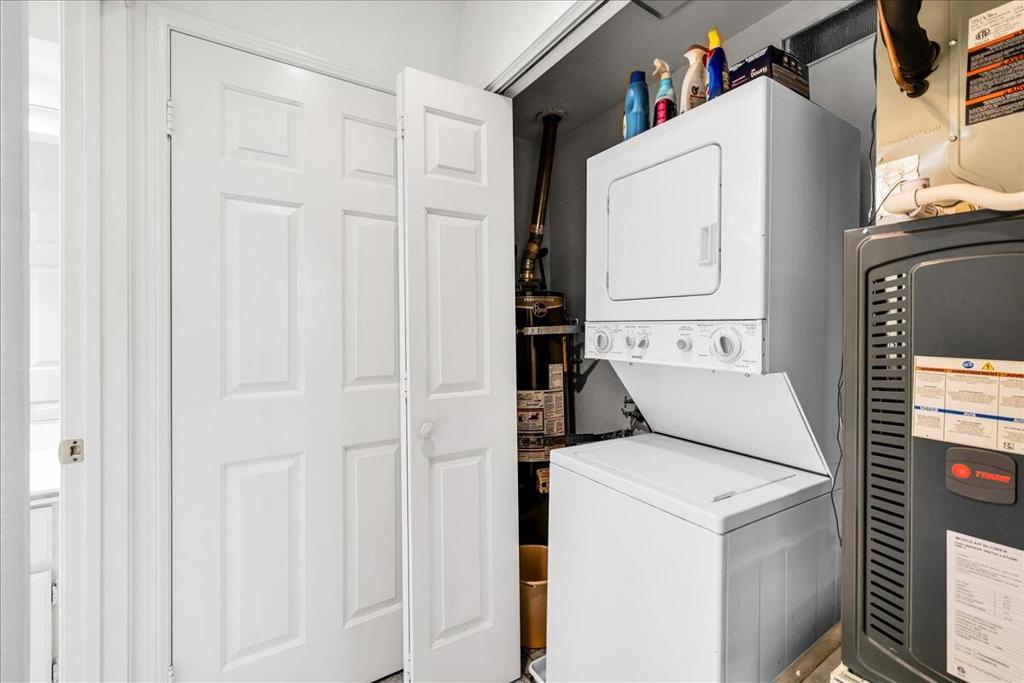 401 S El Cielo Road 114 Property Photo 19