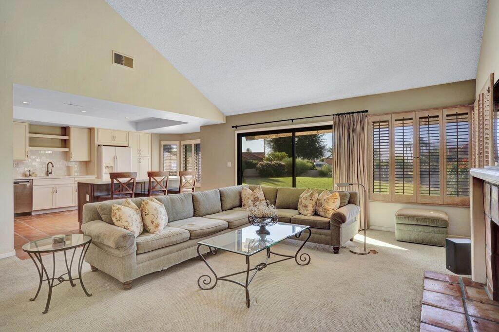 5 Acapulco Drive Drive Property Photo 7