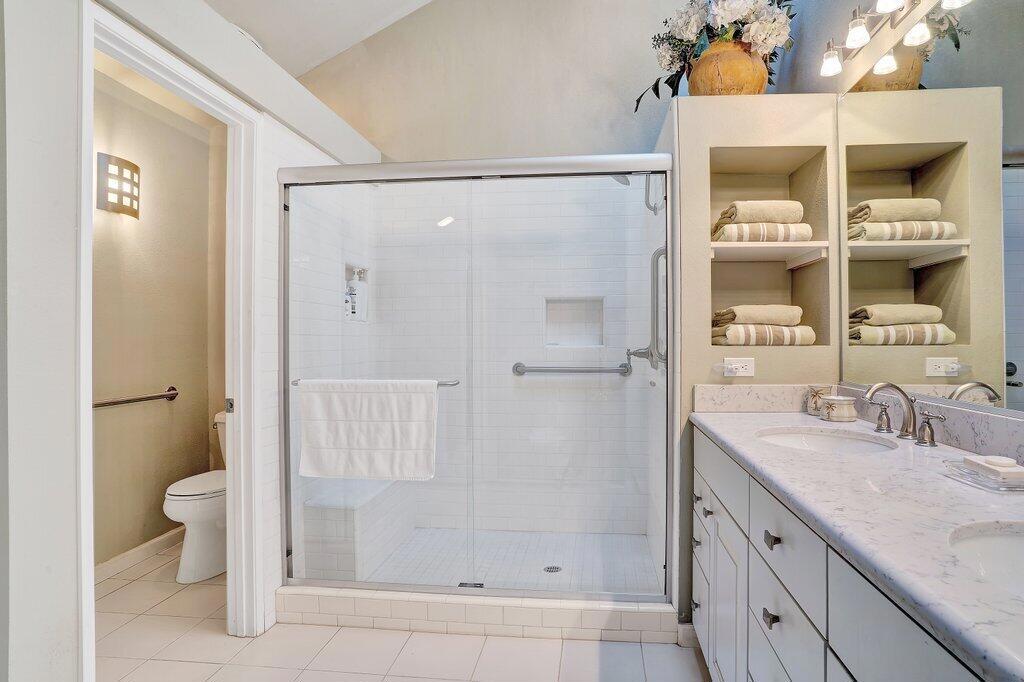 5 Acapulco Drive Drive Property Photo 18