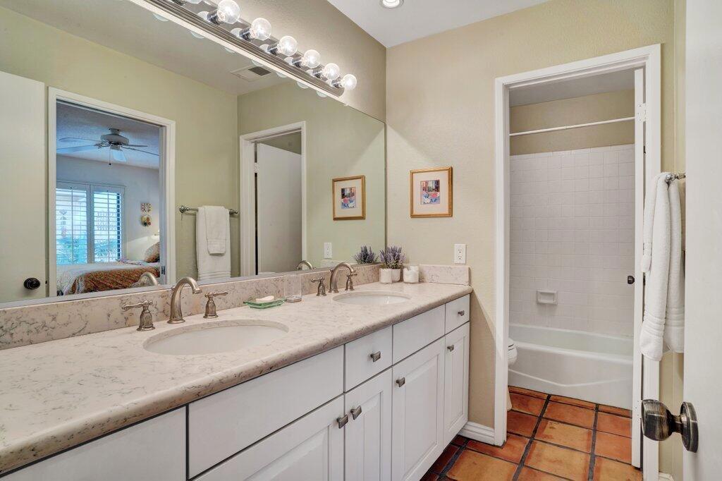 5 Acapulco Drive Drive Property Photo 22