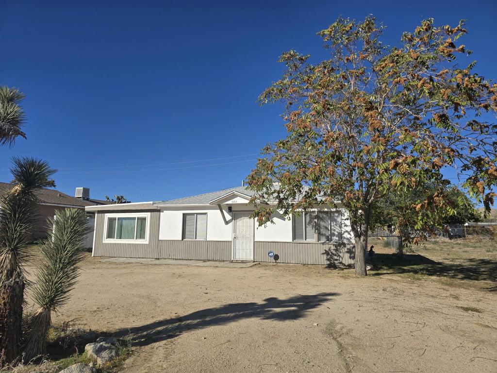 6414 Indio Avenue Property Photo 1