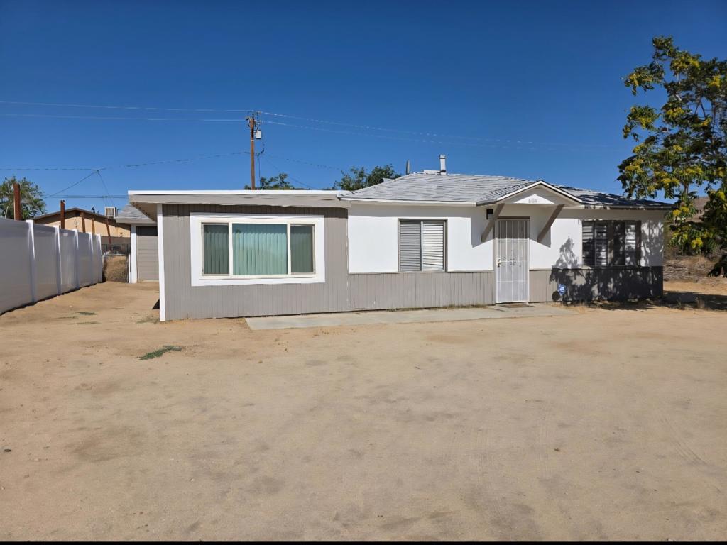 6414 Indio Avenue Property Photo 5