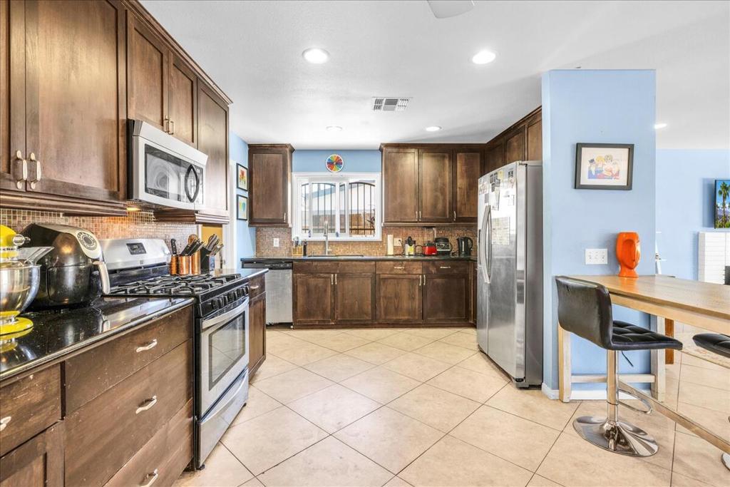 69295 Nilda Drive Property Photo 11