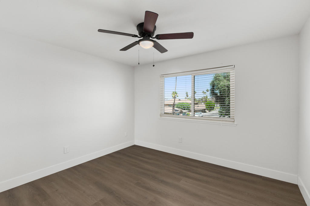 72629 Edgehill Drive 4 Property Photo 27