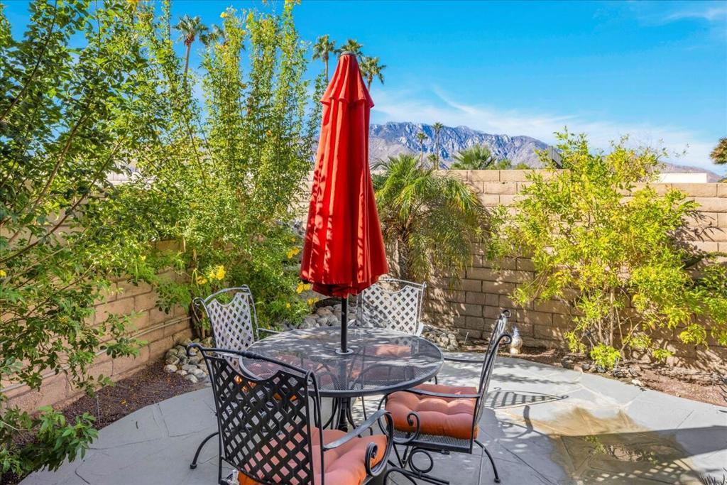 1491 Sunflower Circle N Property Photo 19