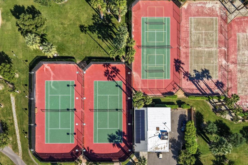 1491 Sunflower Circle N Property Photo 31