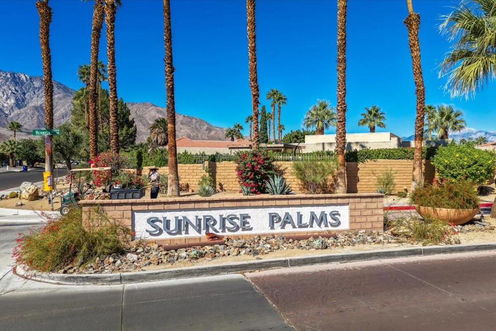 1491 Sunflower Circle N Property Photo 32