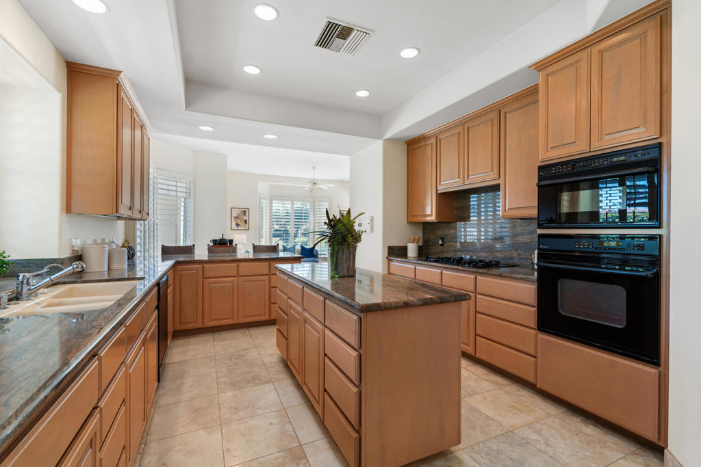 47380 Via Cordova Property Photo 11